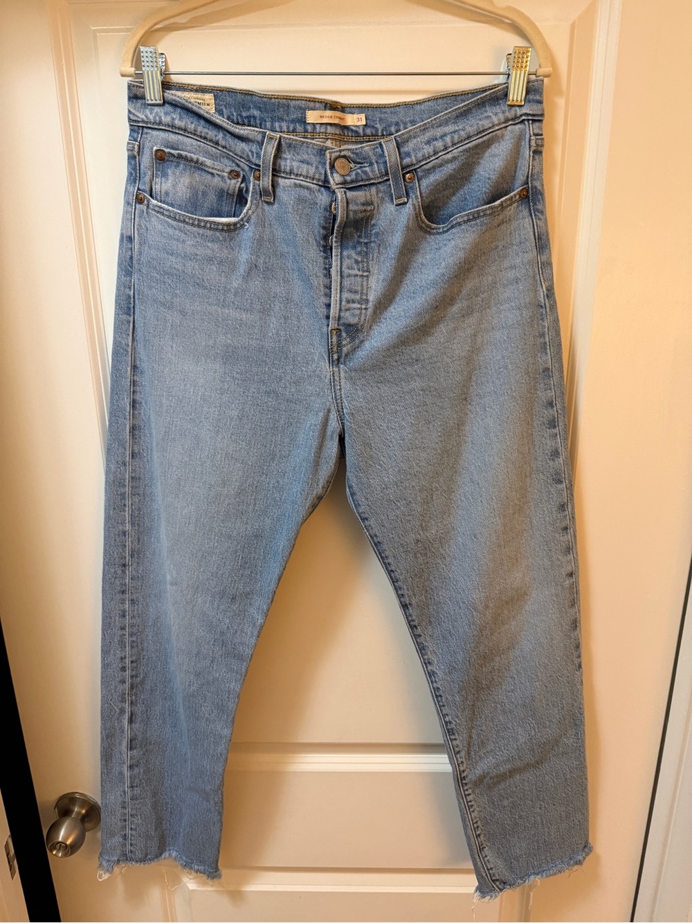 Levi's Light Blue Cropped Ankle Wedgie Straight Jeans with Raw Hem